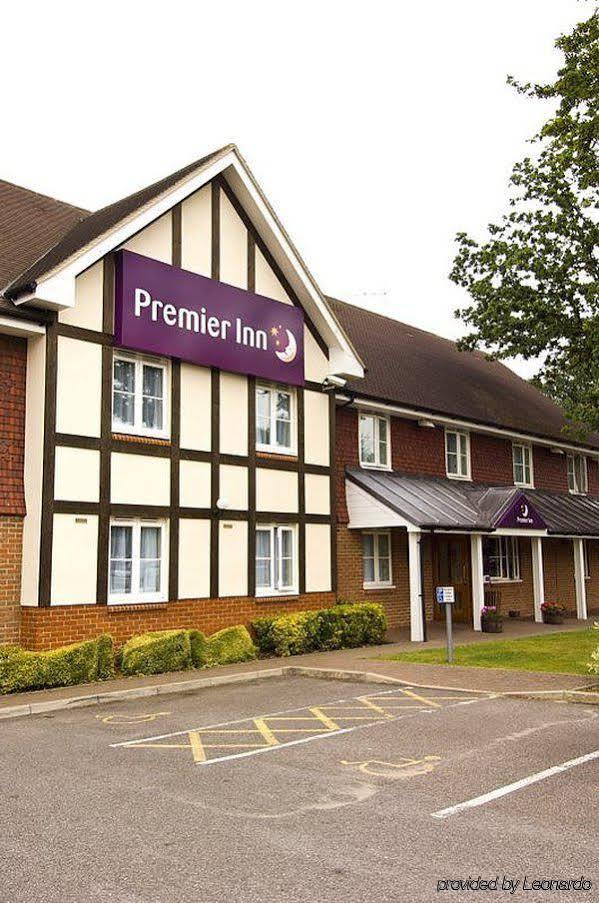 Premier Inn London Gatwick Airport East Crawley  Exterior photo